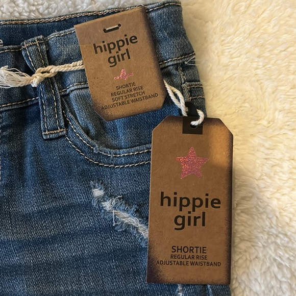 NWT, hippie girl, girls, regular rise shortie jean shorts, adj waistband - Picture 4 of 6